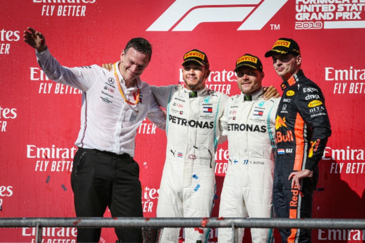 Bottas wins USGP, Hamilton takes title