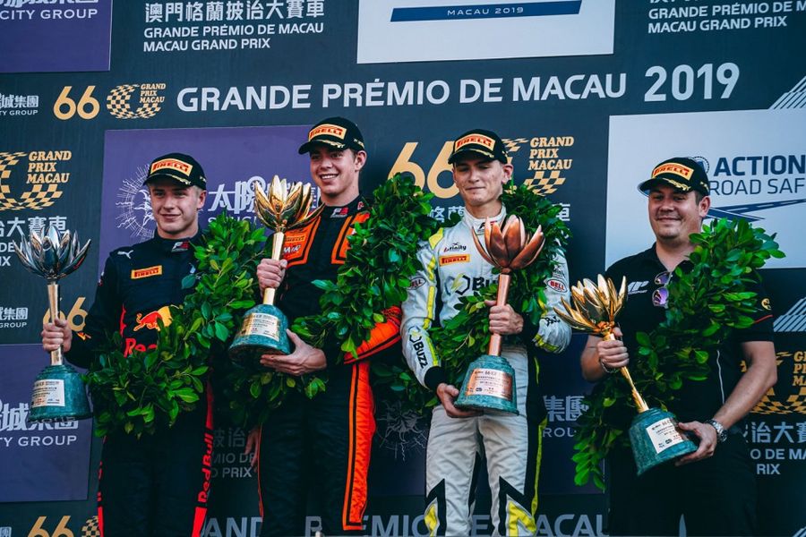 Richard Verschoor takes sensational Macau FIA F3 World Cup win