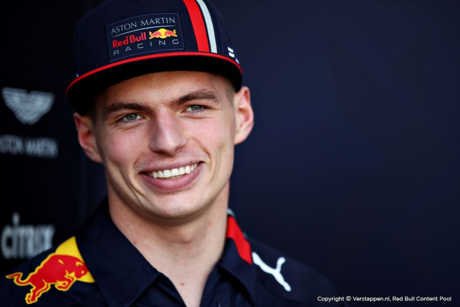 Max Verstappen Extends Contract with Aston Martin Red Bull Racing