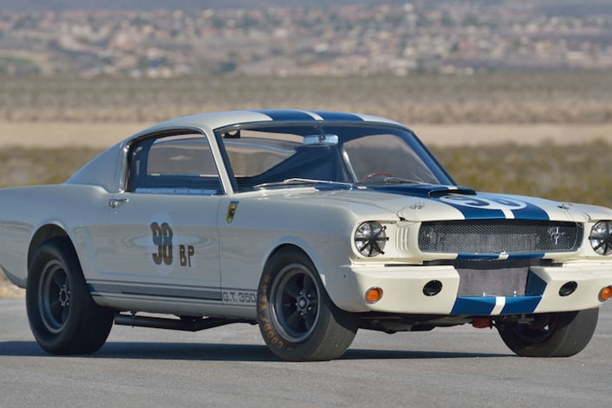 First Shelby GT350R Prototype Ever Built At Mecum Indy Auction