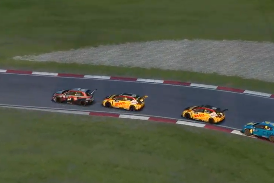 Bence Bánki takes home win in WTCR Esports series