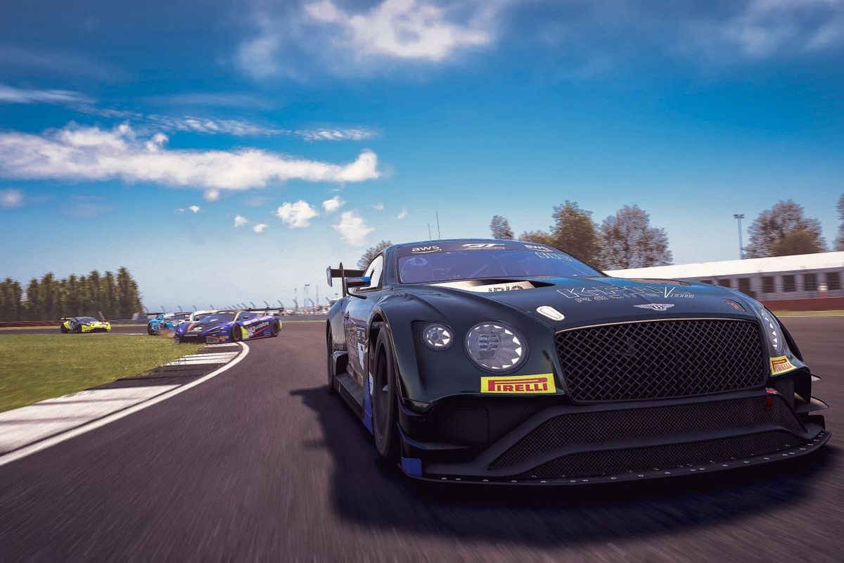 Pepper takes E-Sport GT Series Pro win for Bentley
