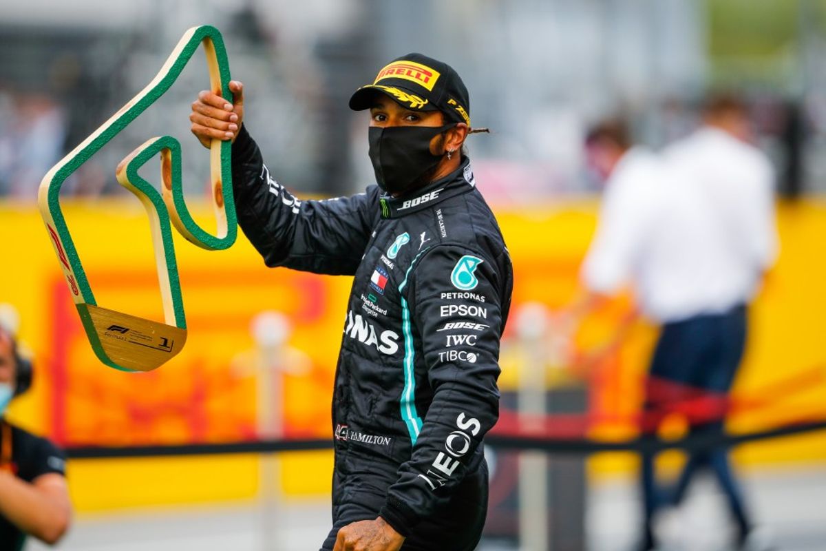  Hamilton leads Mercedes 1-2 in Styria