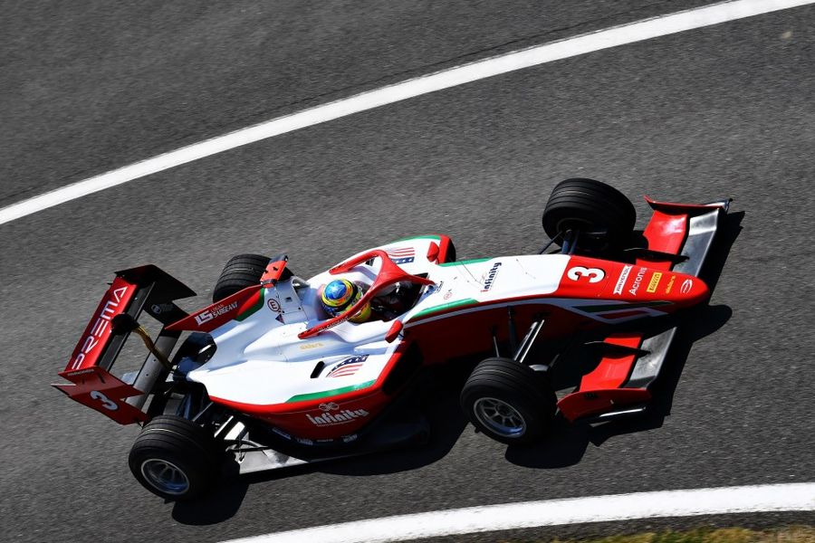 Logan Sargeant takes FIA F3 Championship lead