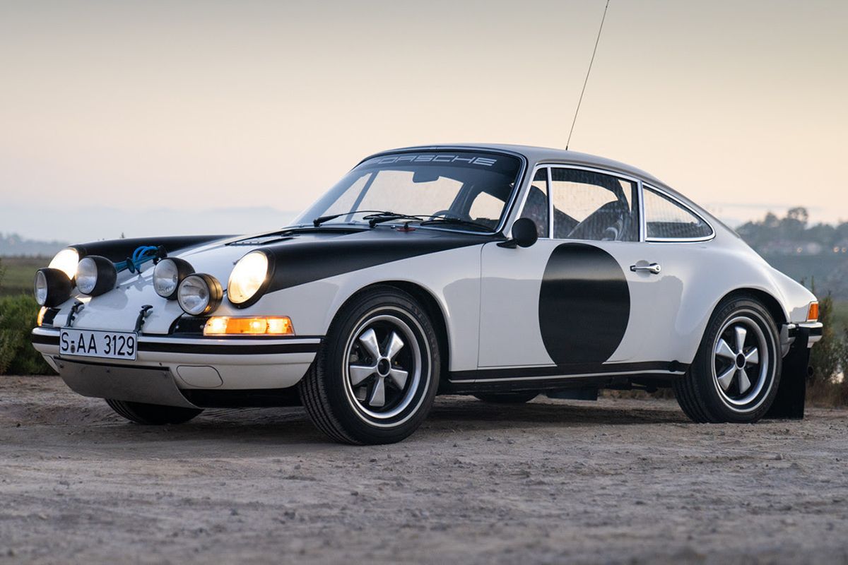 Porsche 911 ST Rally among available lots from Gooding's Geared Online