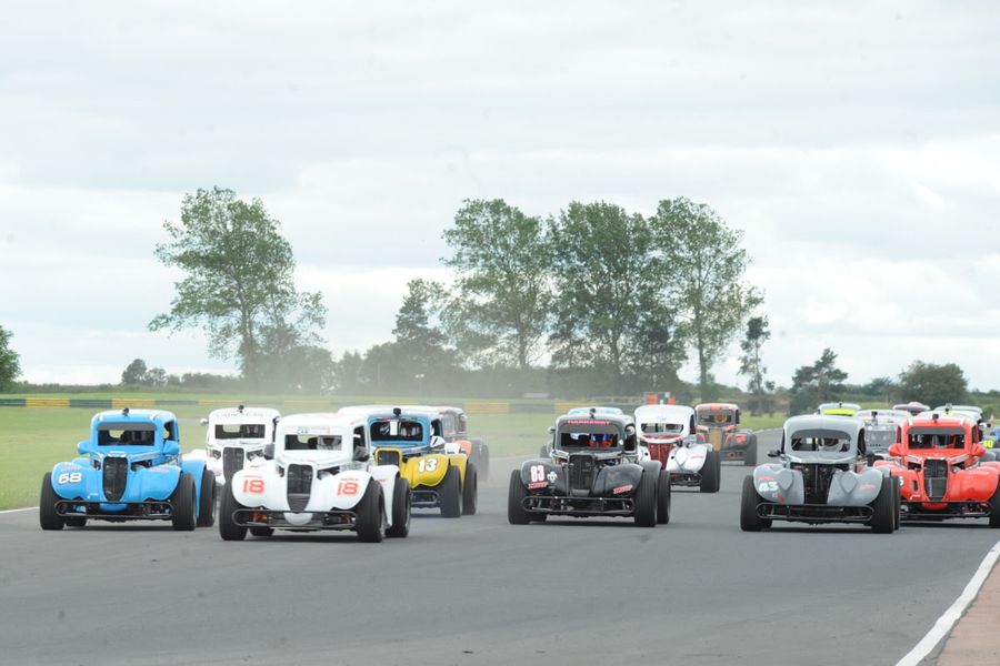 Donington Park National Circuit to welcome Legends this weekend