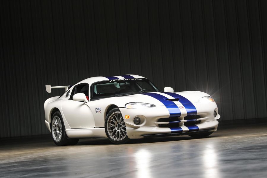 1998 Dodge Viper GTS-R Coupe, No. 2 of 100 on offer at auction, video