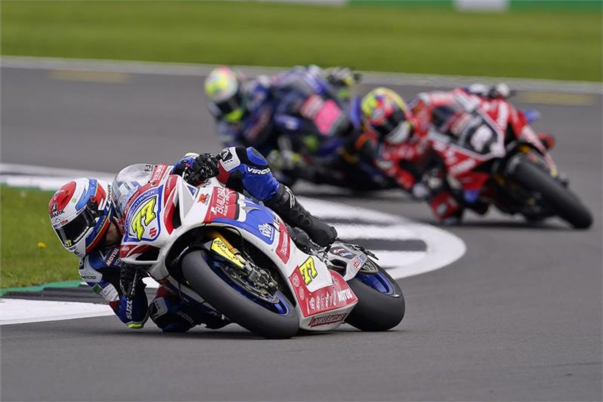 Buildbase Suzuki take triple victory at Silverstone BSB