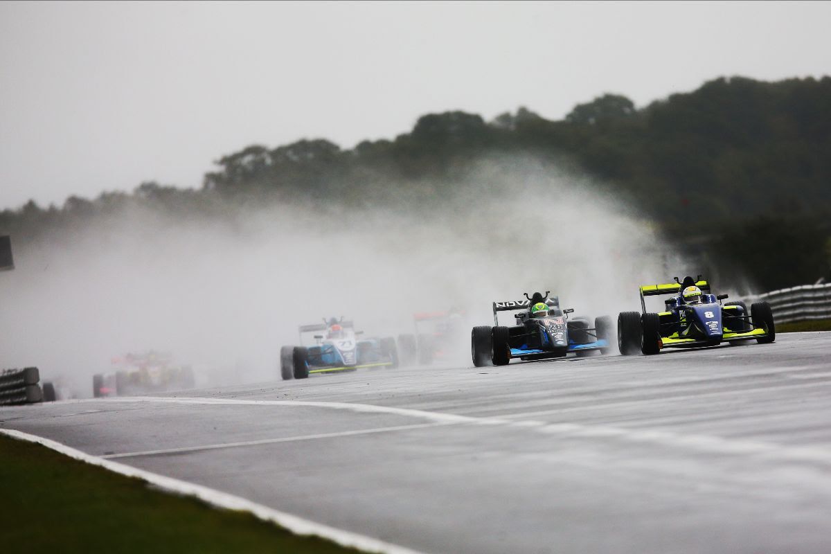 F3 challengers Frederick and Maini claim wins at Snetterton