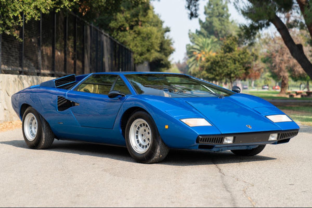 1975 Lamborghini Countach LP400 ‘Periscopica’ for auction at Geared Online