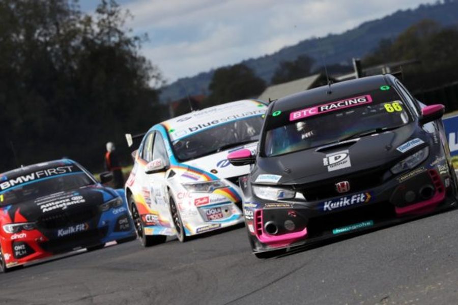 Josh Cooks wins Croft BTCC opener