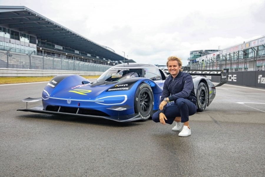 Nico Rosberg tests the Volkswagen ID.R at the Nürburgring