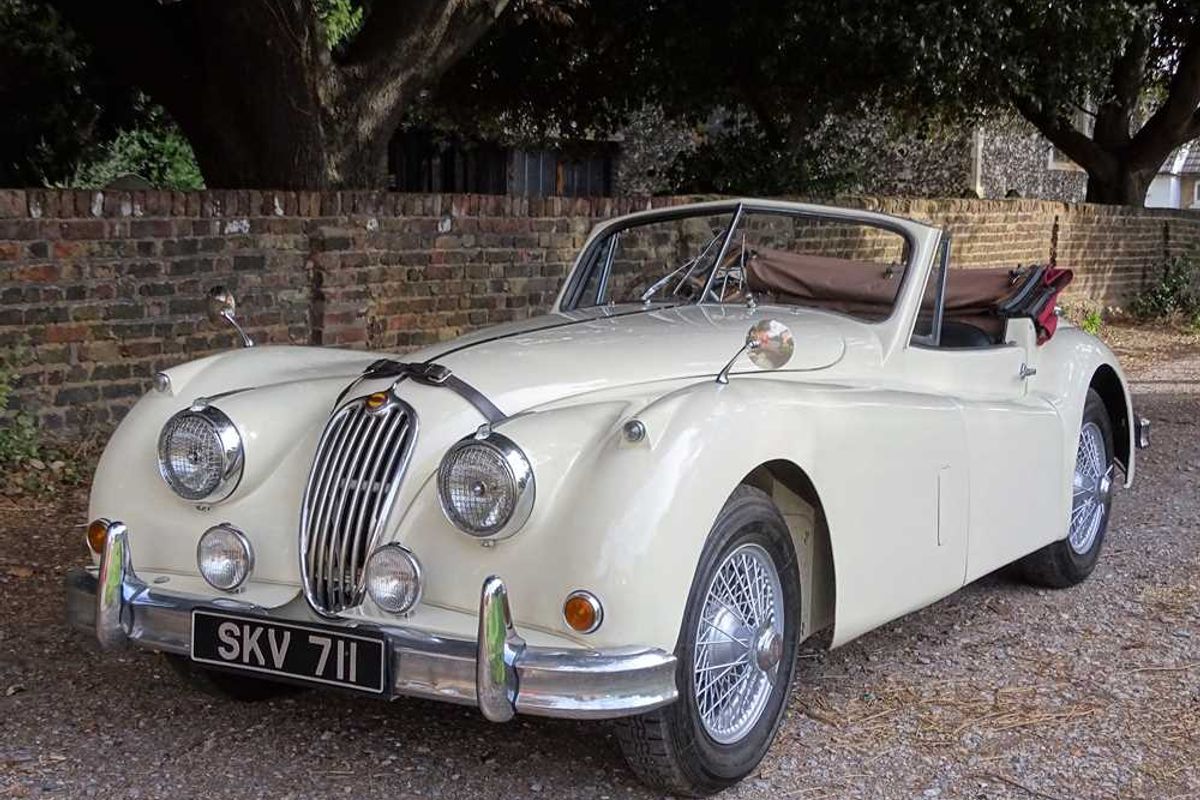 Jaguar XK140 Drophead Coupe sold for £78,750 at H&H Auction, results