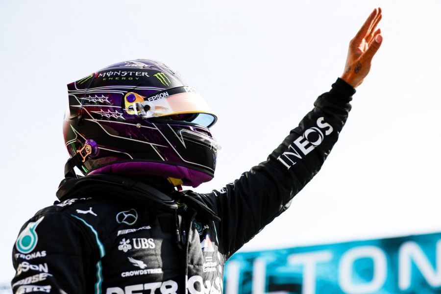 Hamilton edges Bottas to Portuguese Grand Prix pole