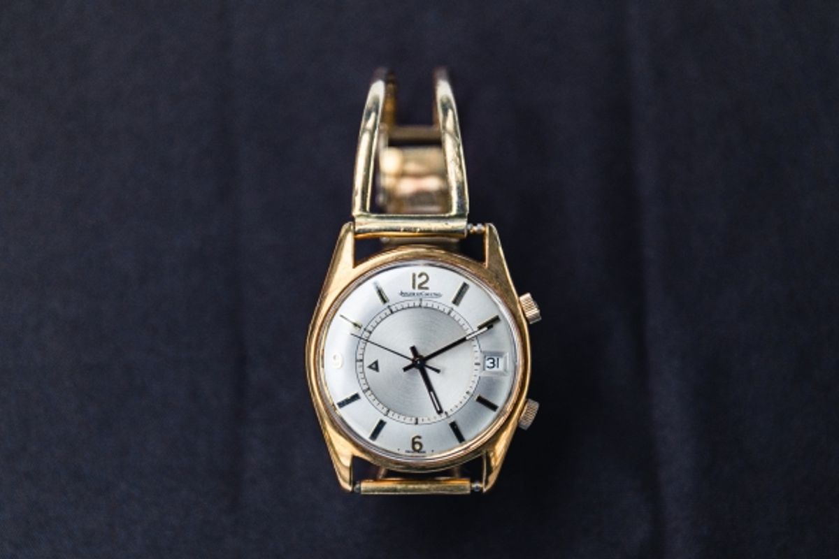 Personal items belonging to Sir Stirling Moss OBE go to auction