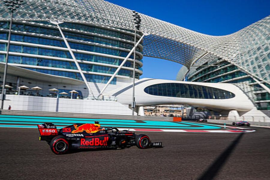 Verstappen sets the pace in Abu Dhabi GP opening practice