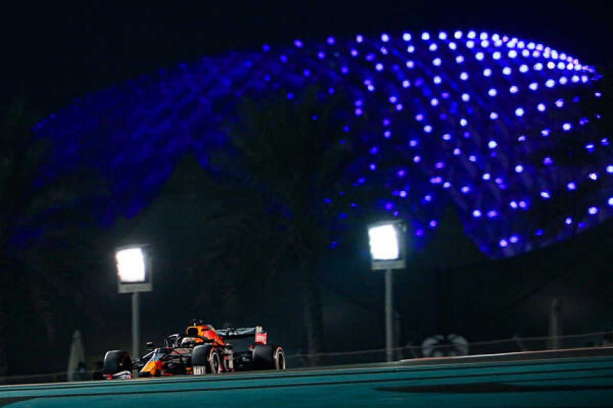 Verstappen beats Bottas and Hamilton to Abu Dhabi GP pole