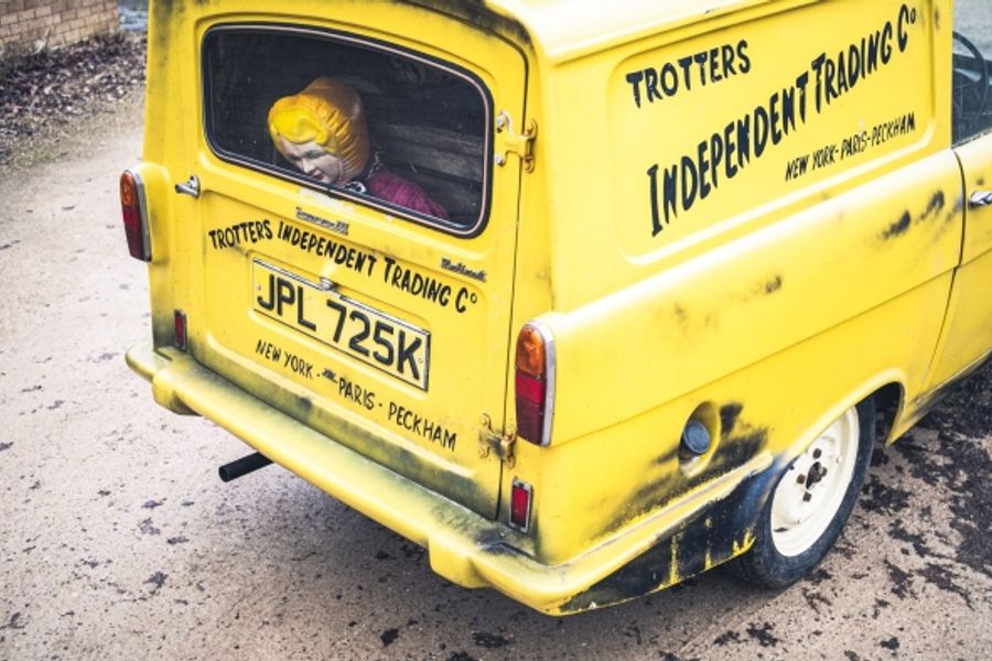 Del Boy's Reliant Robin up for auction