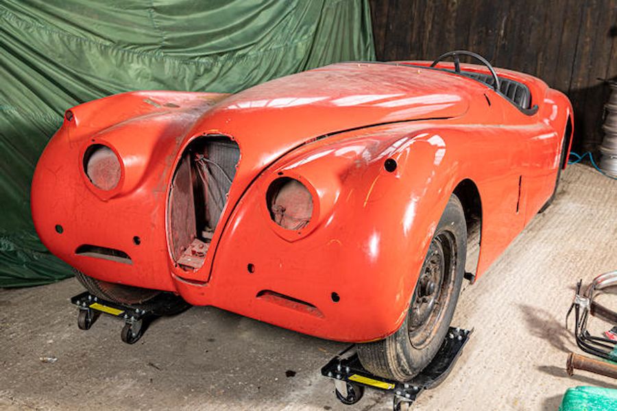 1952 Jaguar XK120 roadster project sells for £36,000 at Bonhams, results