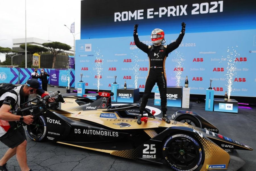 Jean-Éric Vergne gets Formula E title bid off with a win in Rome