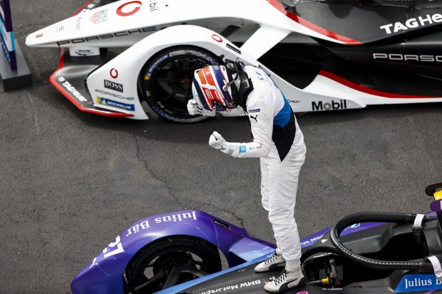 Jake Dennis dominates Valencia E-Prix for maiden win