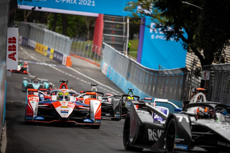  Formula E races into Monaco