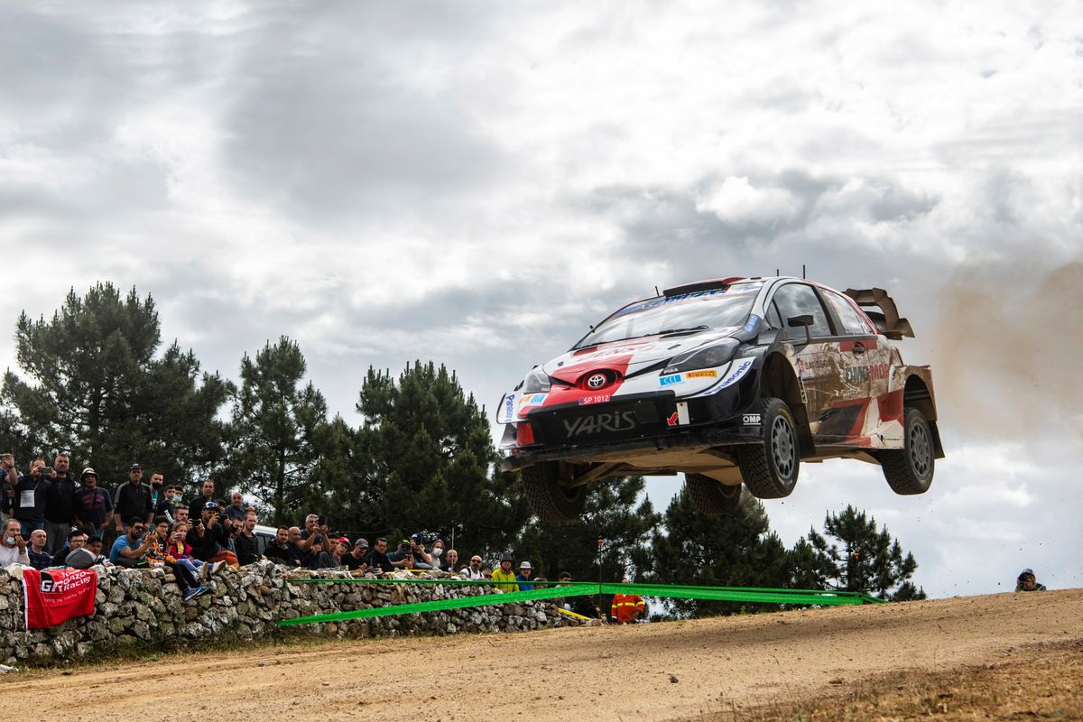 Ogier clear at Rally Italia Sardegna after nightmare Saturday for Tänak