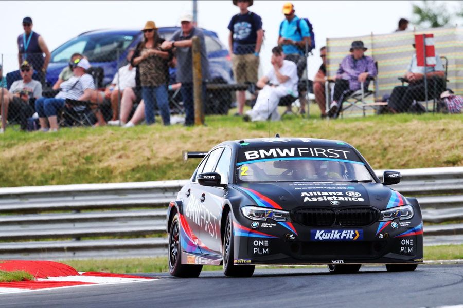 Turkington inherits BTCC pole as Shedden is disqualified