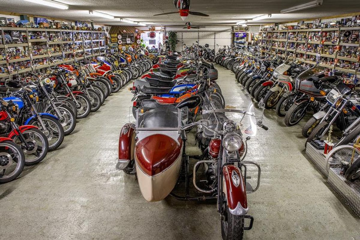 Worldwide Auctioneers to offer 160 Denny 'Kannonball' Kannenberg Collection