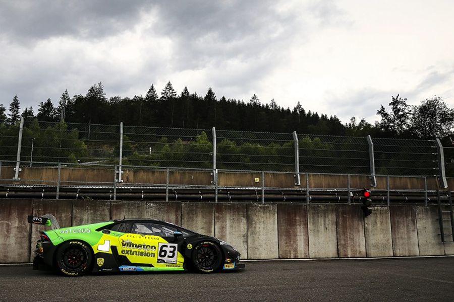 Machitski and Lind beat Beechdean to Spa British GT pole