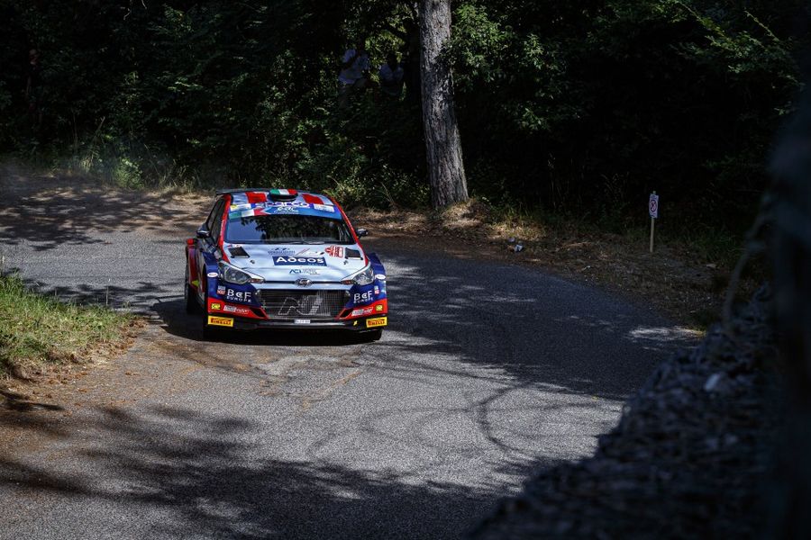 Crugnola ahead in a gladiatorial battle for Rally di Roma Capitale