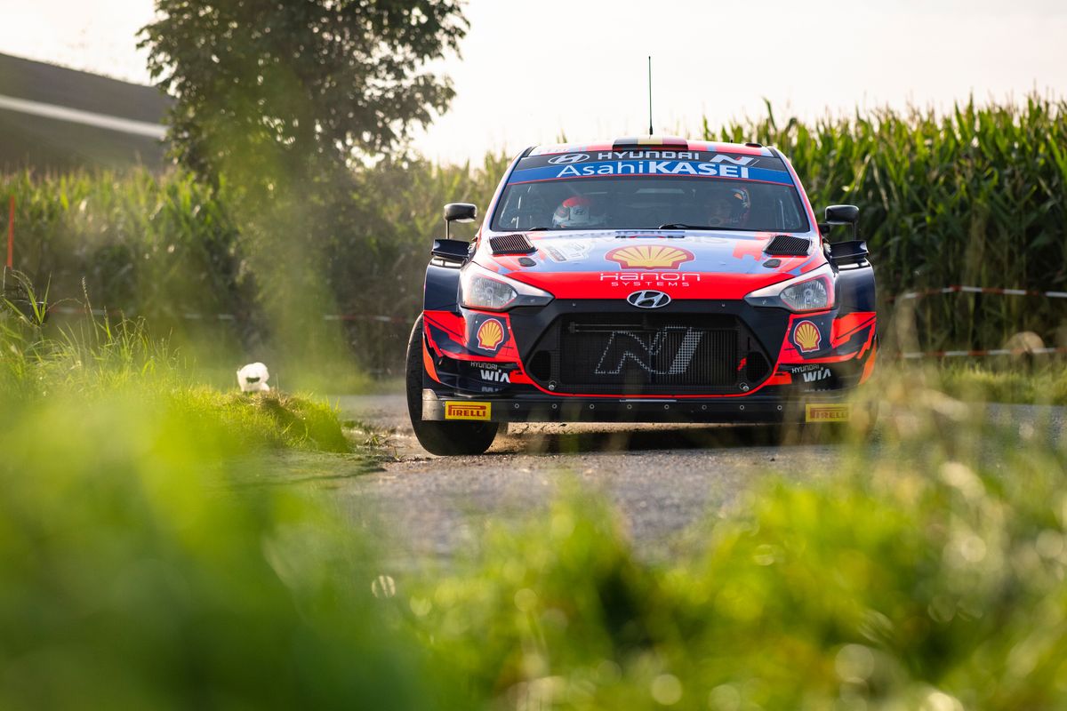 Neuville takes early lead on Rally Belgium