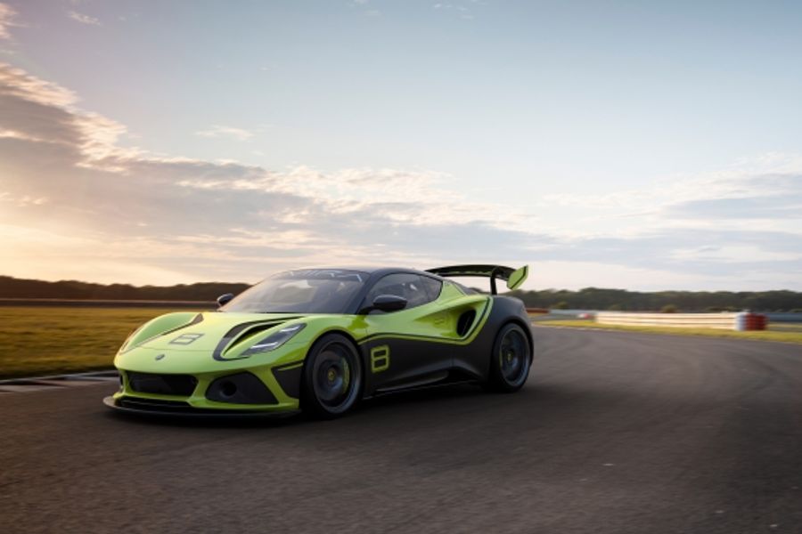 Lotus reveals all-new, competition-spec Emira GT4 contender