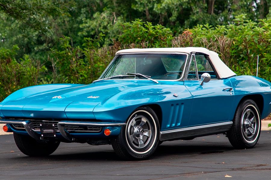 Mecum - Jimmy Vasquez collection up for Auction