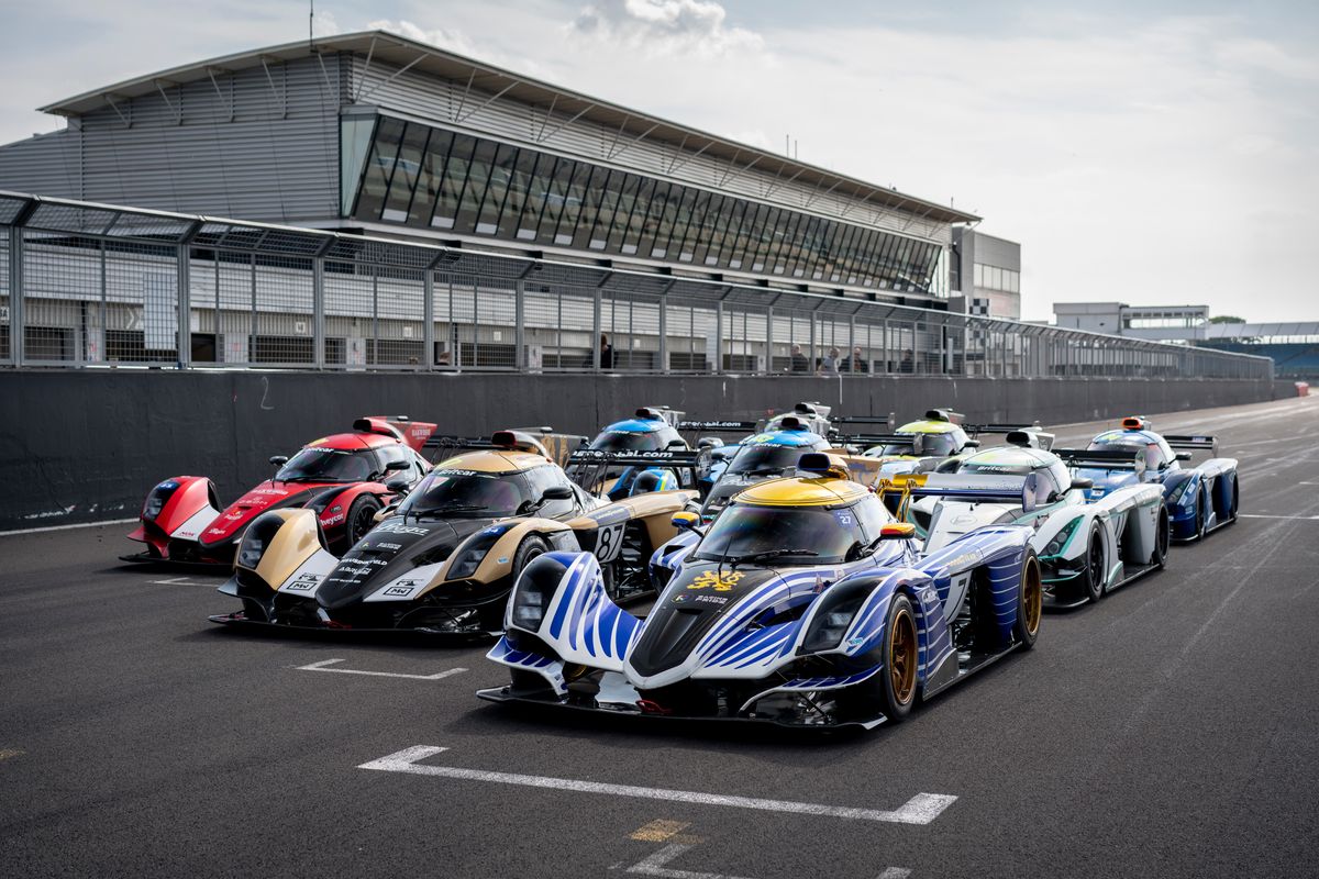 Praga Cars takes to the grid with one-make championship