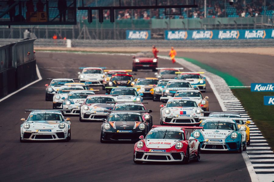 Porsche Carrera Cup GB fight tightens as King and Cammish win