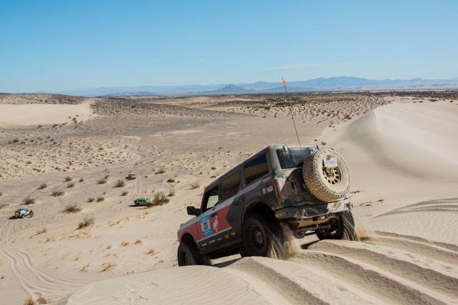 Rebelle Rally girls tackle the Mojave Preserve