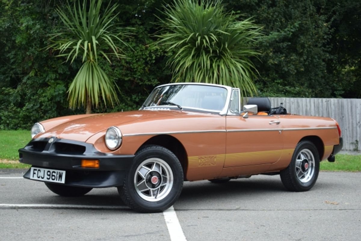 Car & Classic to auction time capsule 77-mile Limited Edition MGB Roadster