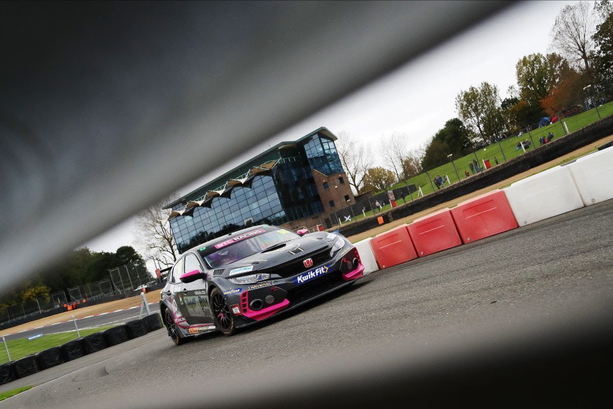 Proctor and Cook secure front-row lockout for BTC Racing at Brands BTCC