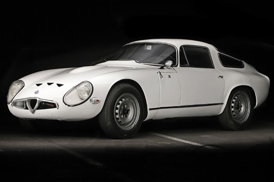  AGUTTES to display upcoming lots at the Époqu'Auto Show