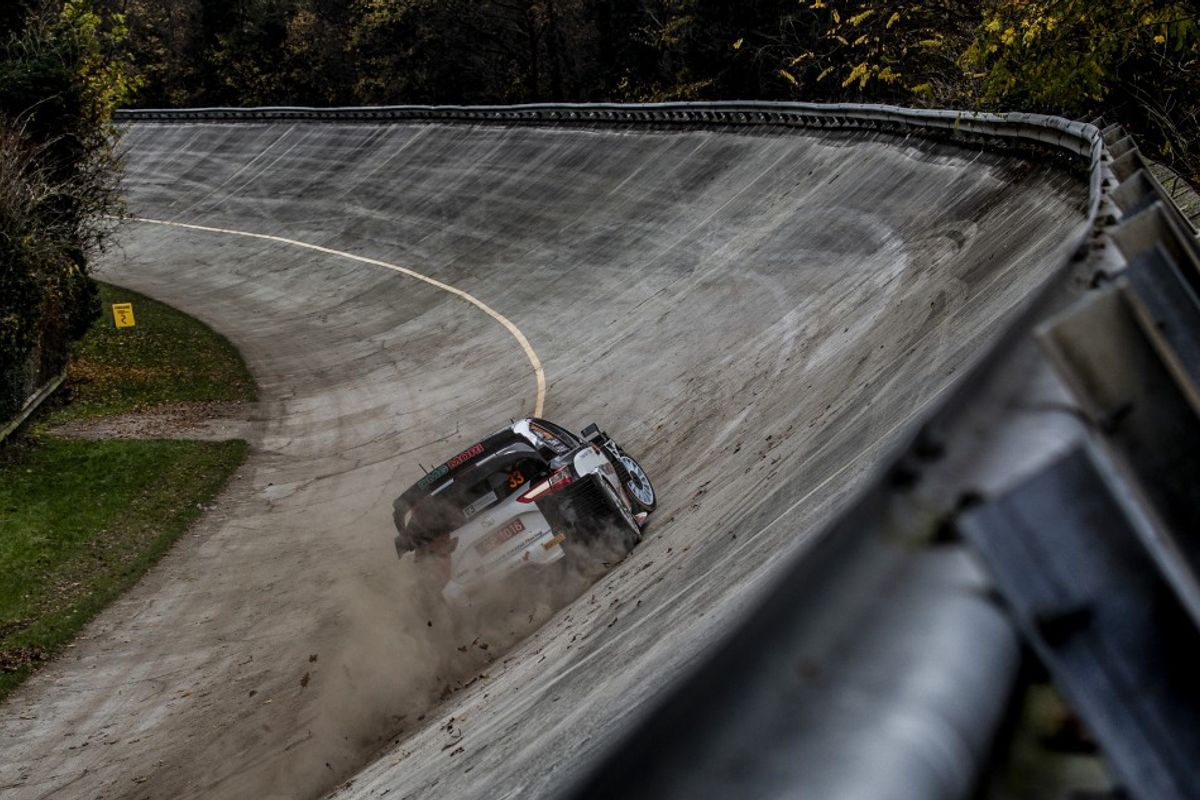 Evans holds on to slender lead Friday on WRC Rally Monza