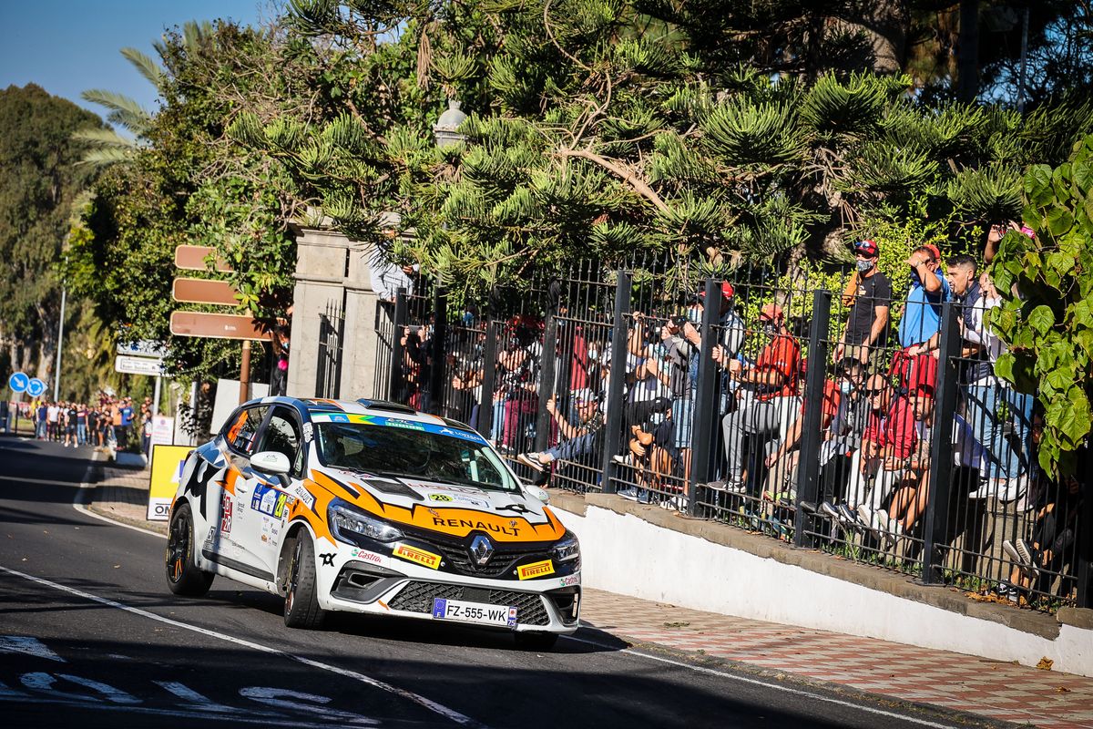 Clio Rally4 & Jean-Baptiste Franceschi claim two European titles