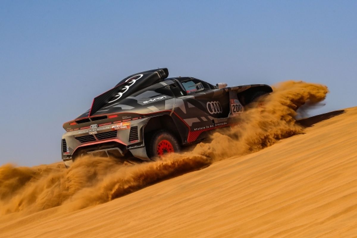 Next up for the Audi RS Q   e-tron is the Abu Dhabi Desert Challenge