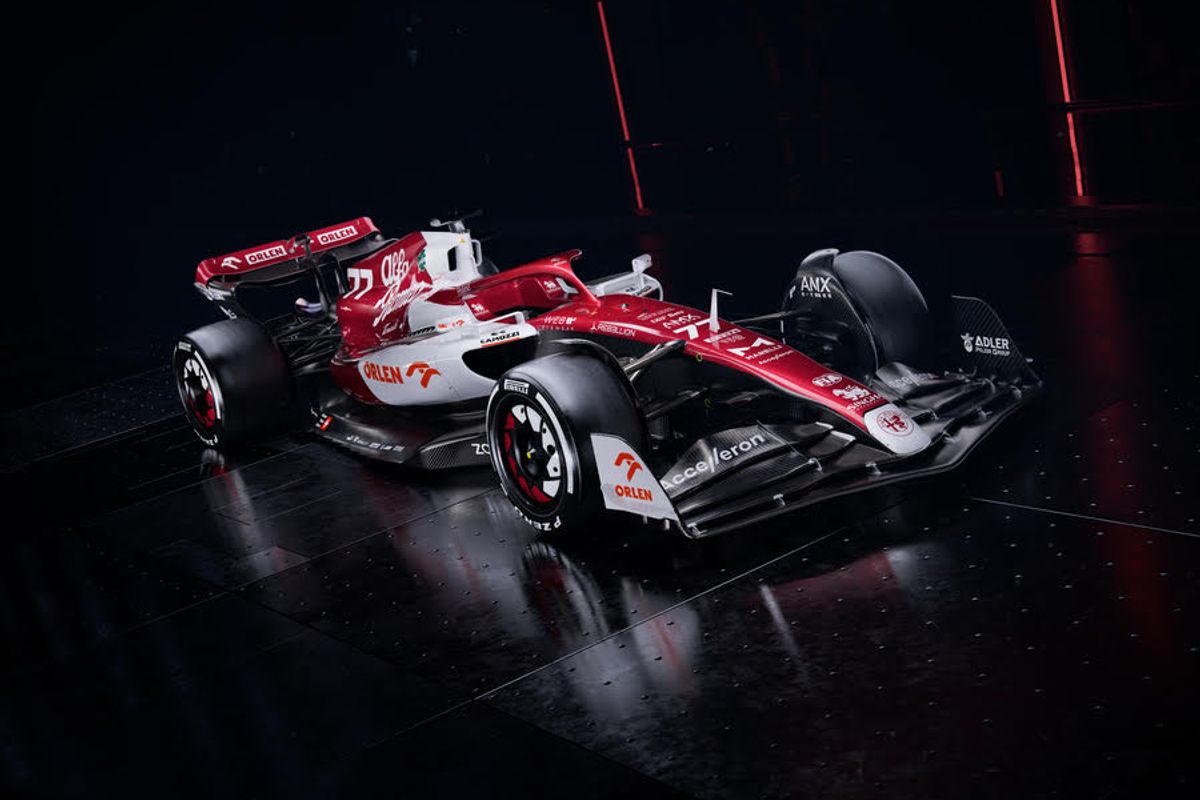 Alfa Romeo reveal 2022 F1 challenger: the C42 is born    