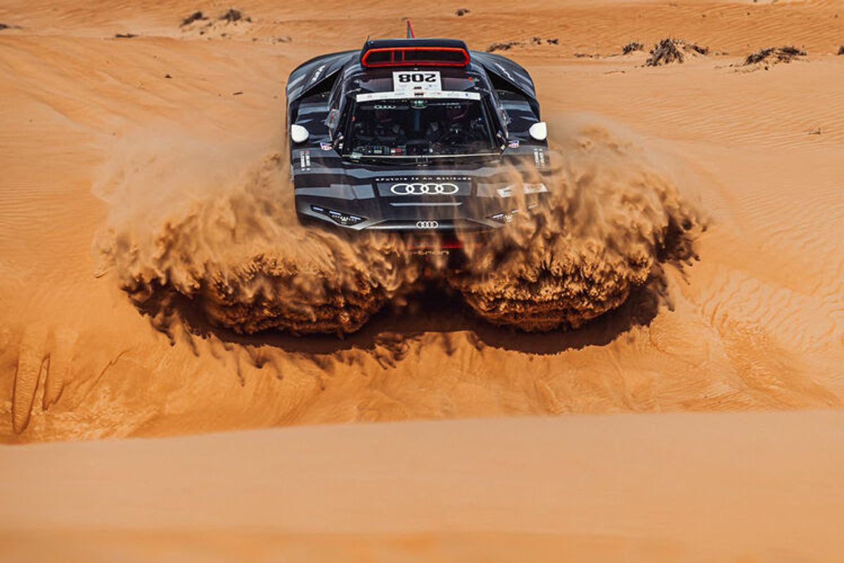 Audi RS Q e-tron wins Abu Dhabi Desert Challenge