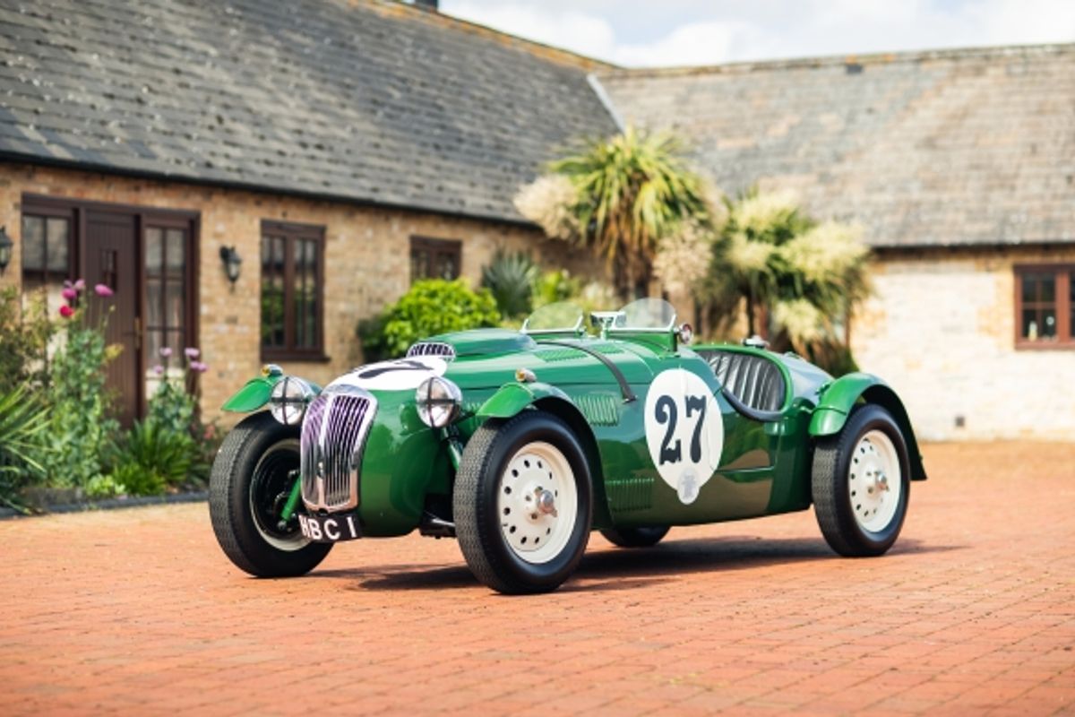 Specialists and finest collector cars sign up for Salon Privé London