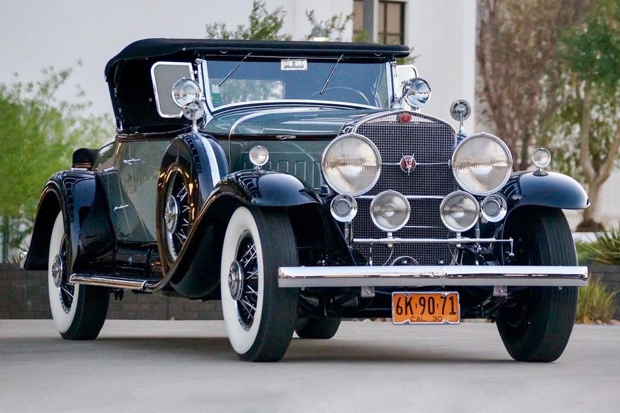 1930 Cadillac Series 452 V-16 Roadster @ Worldwide Auctioneers