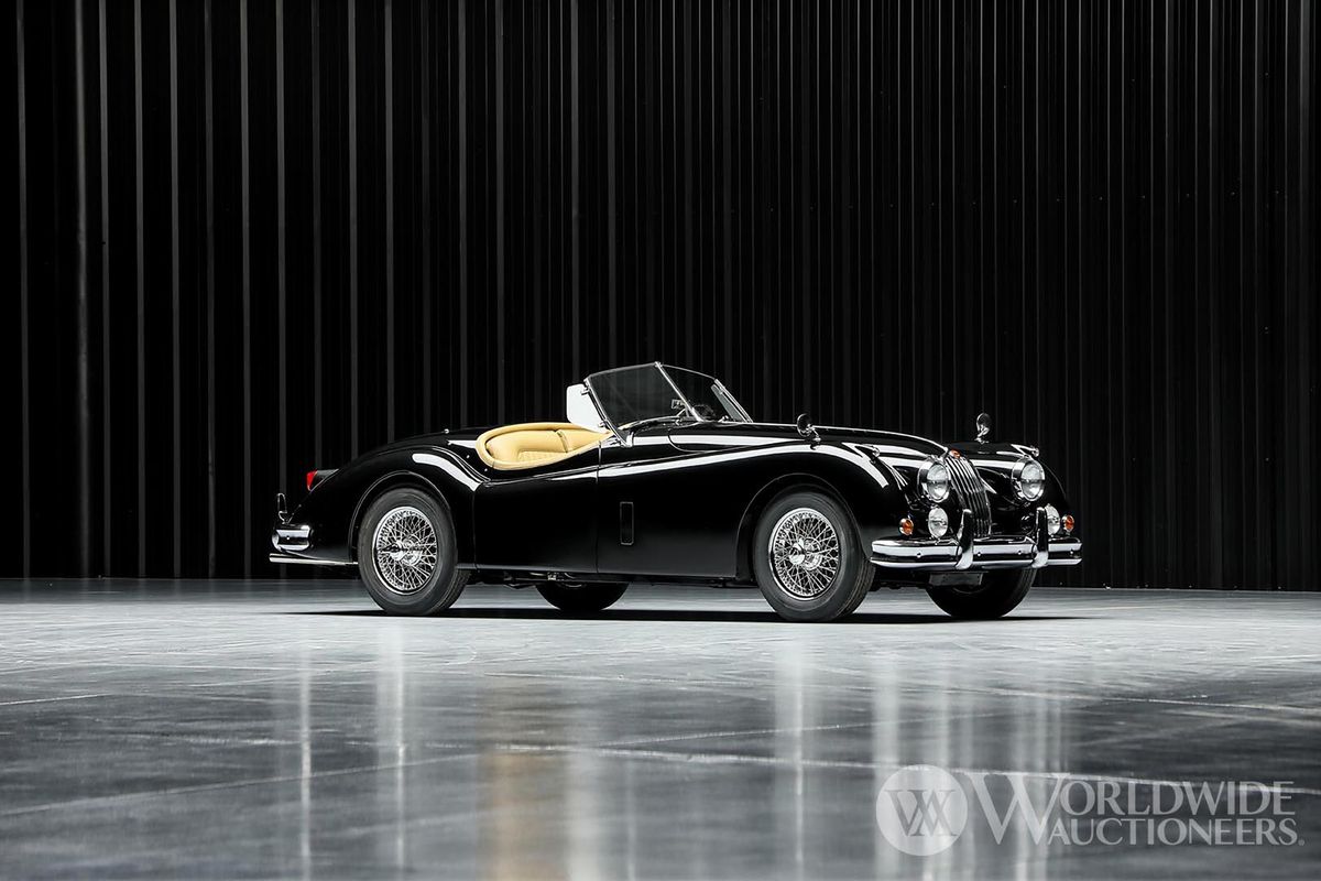 1955 Jaguar XK140 Roadster @ Worldwide Auctioneers, video
