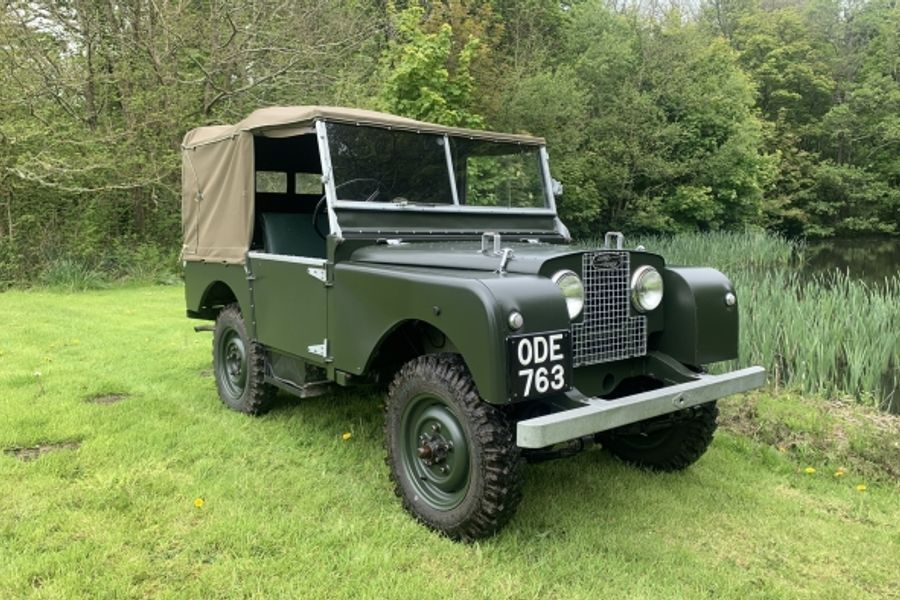 Car & Classic offer 70 British cars for 70 years of Her Majesty’s reign