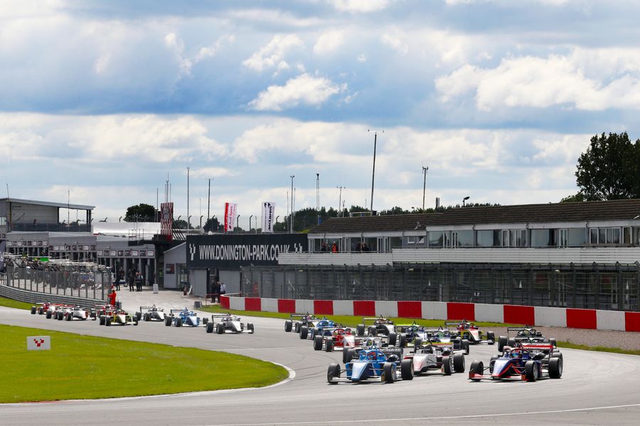 Voisin, Esterson and Aron take maiden GB3 victories at Donington Park
